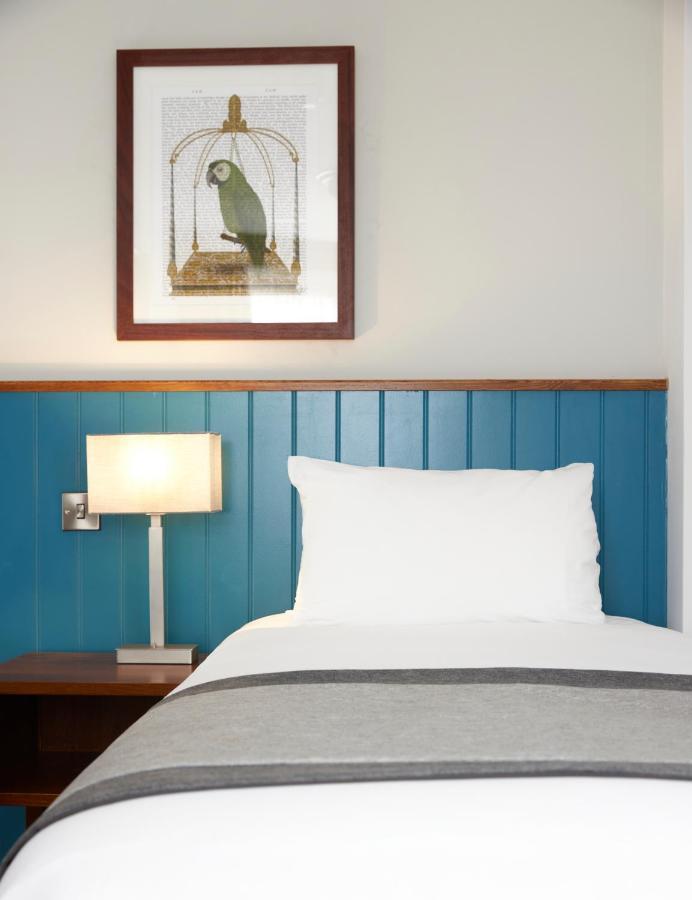 דנסטייבל Highwayman Hotel מראה חיצוני תמונה