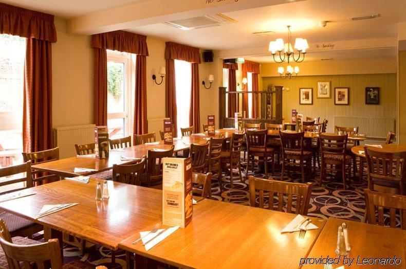 דנסטייבל Highwayman Hotel מסעדה תמונה